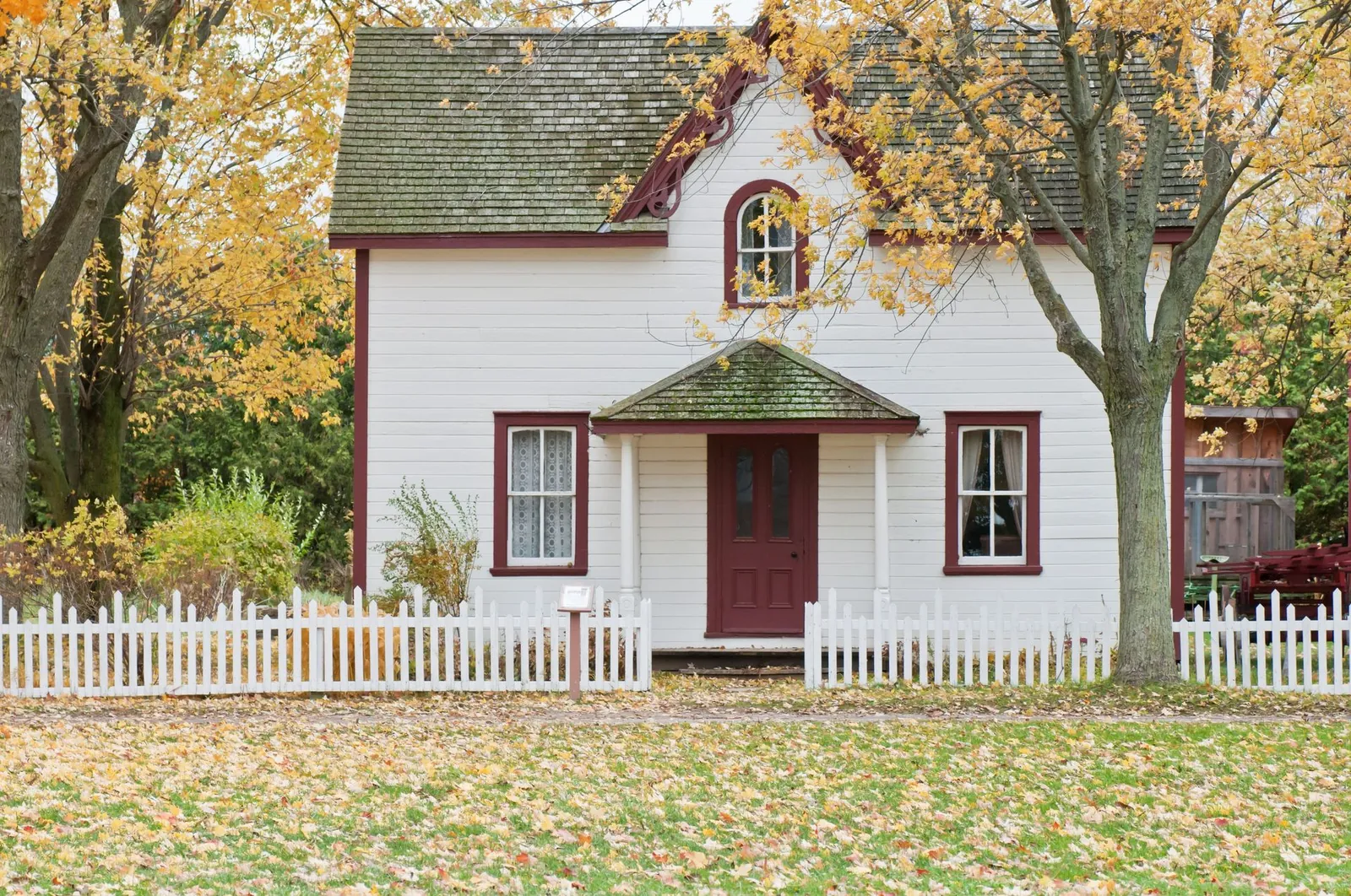 Cover image for the article Erie CO Real Estate: What Buyers Should Know Before Making an Offer in 2026